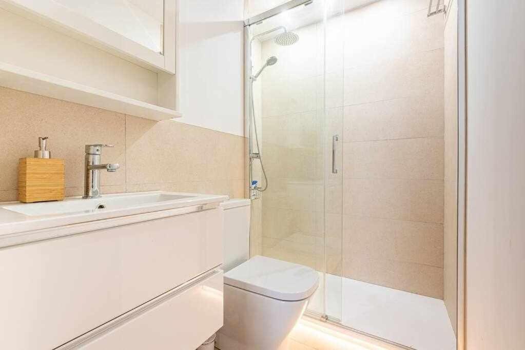 Pineapple Comedias 8 Con Parking Malaga Ngoại thất bức ảnh